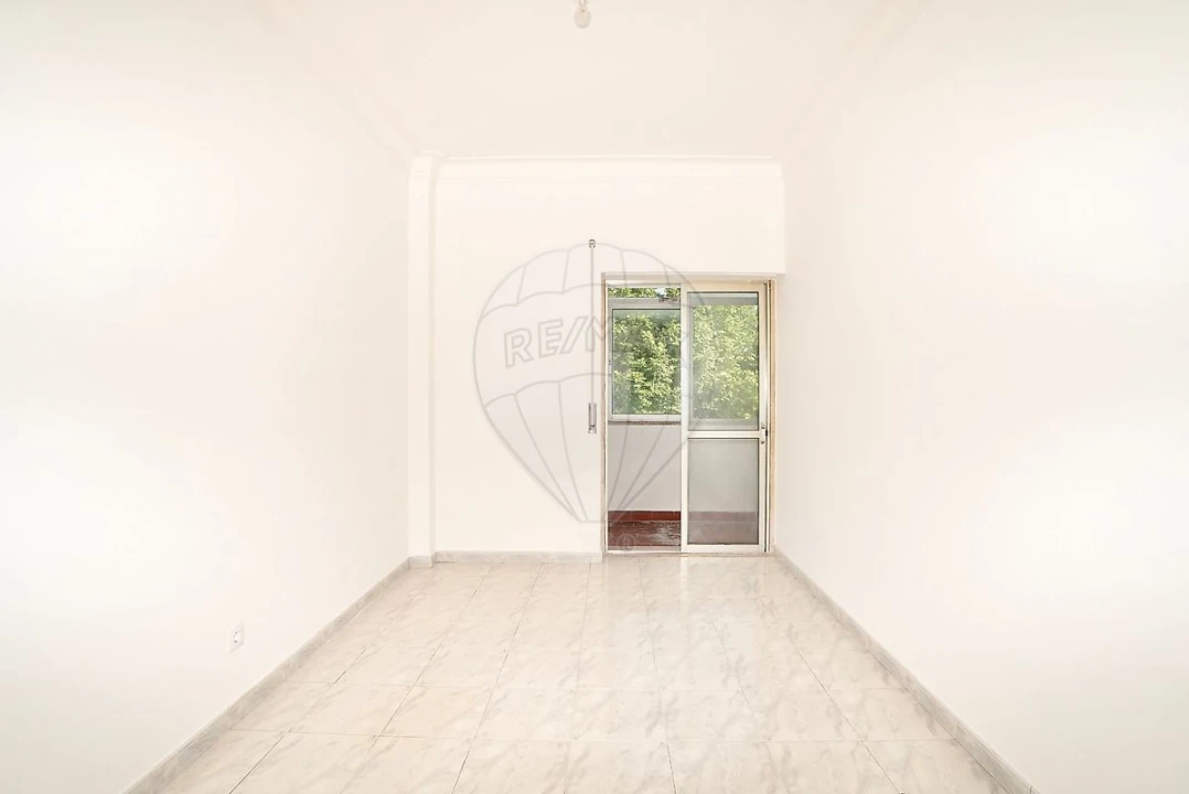 Apartamento T2 para Venda em Póvoa de Santa Iria e Forte da Casa Foto 15