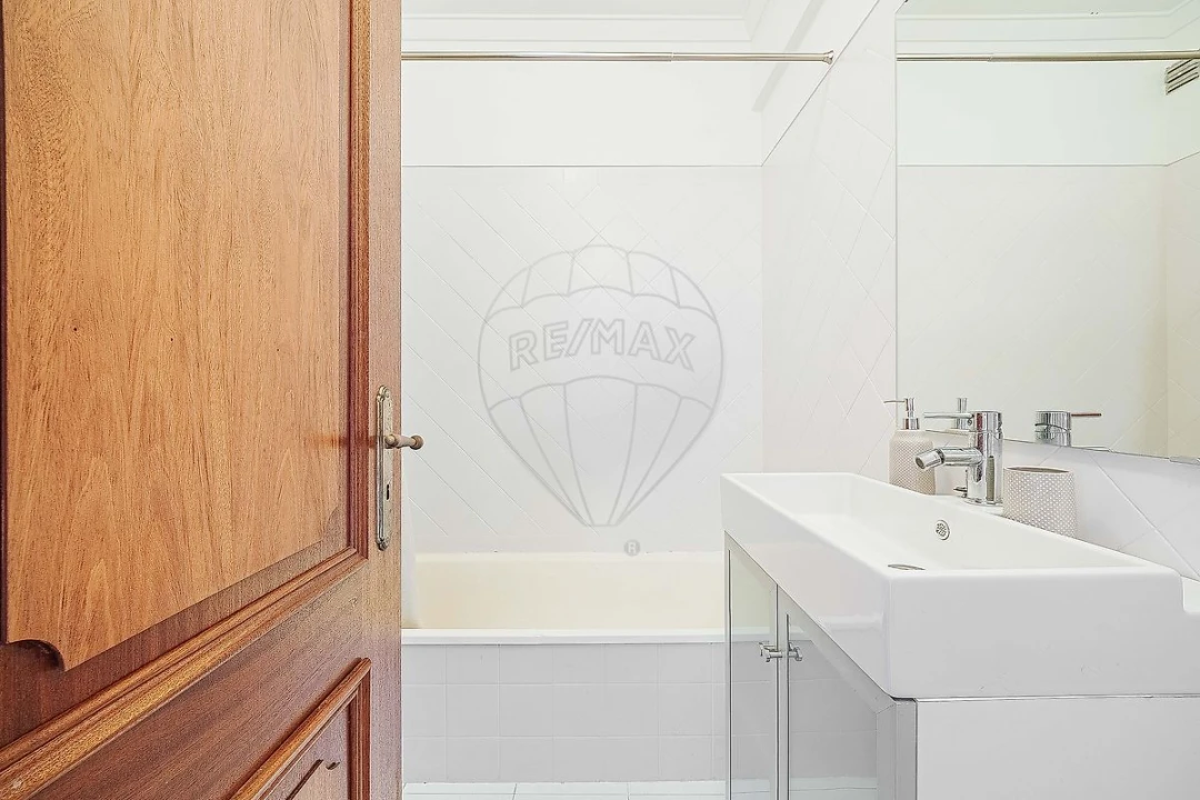 Apartamento T2 para Venda em Lumiar Foto 11