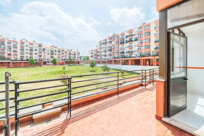 Apartamento T2 para Venda em Lumiar