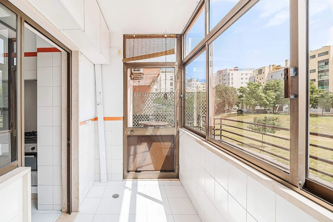 Apartamento T2 para Venda em Lumiar Foto 26