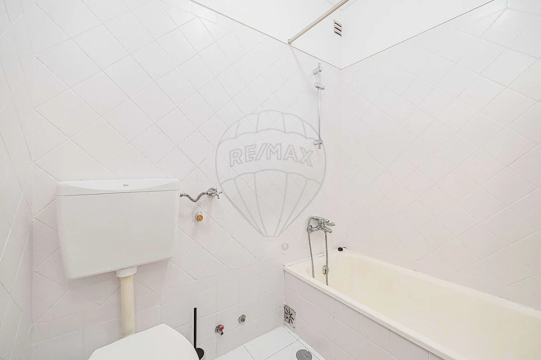 Apartamento T2 para Venda em Lumiar Foto 12