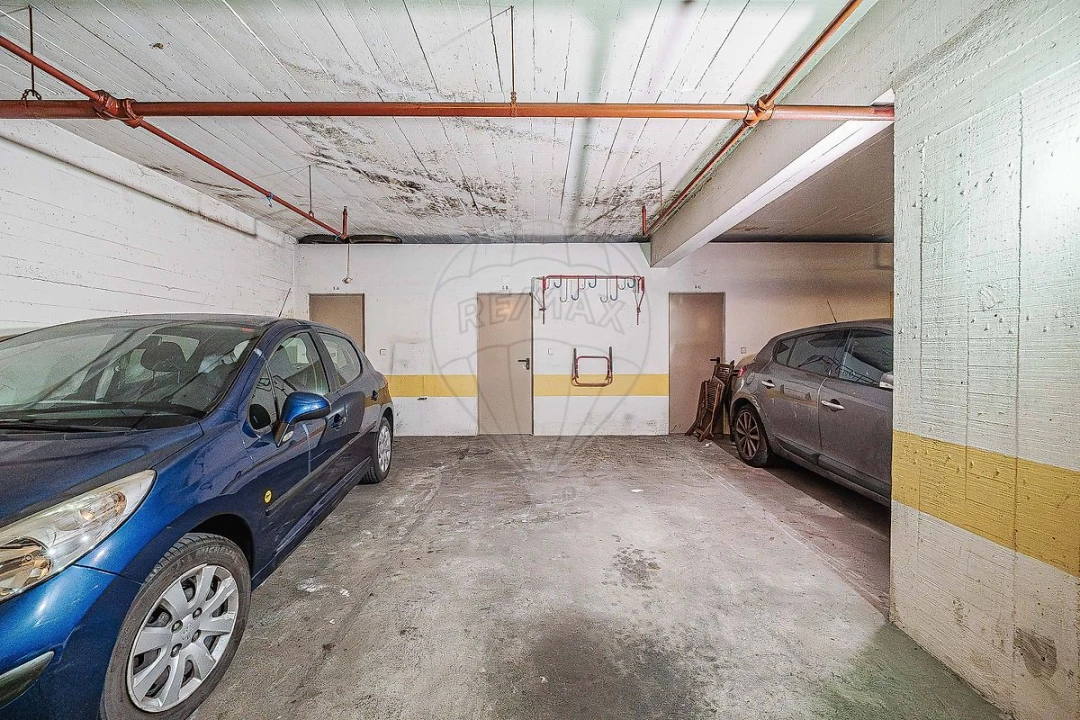 Apartamento T2 para Venda em Lumiar Foto 29