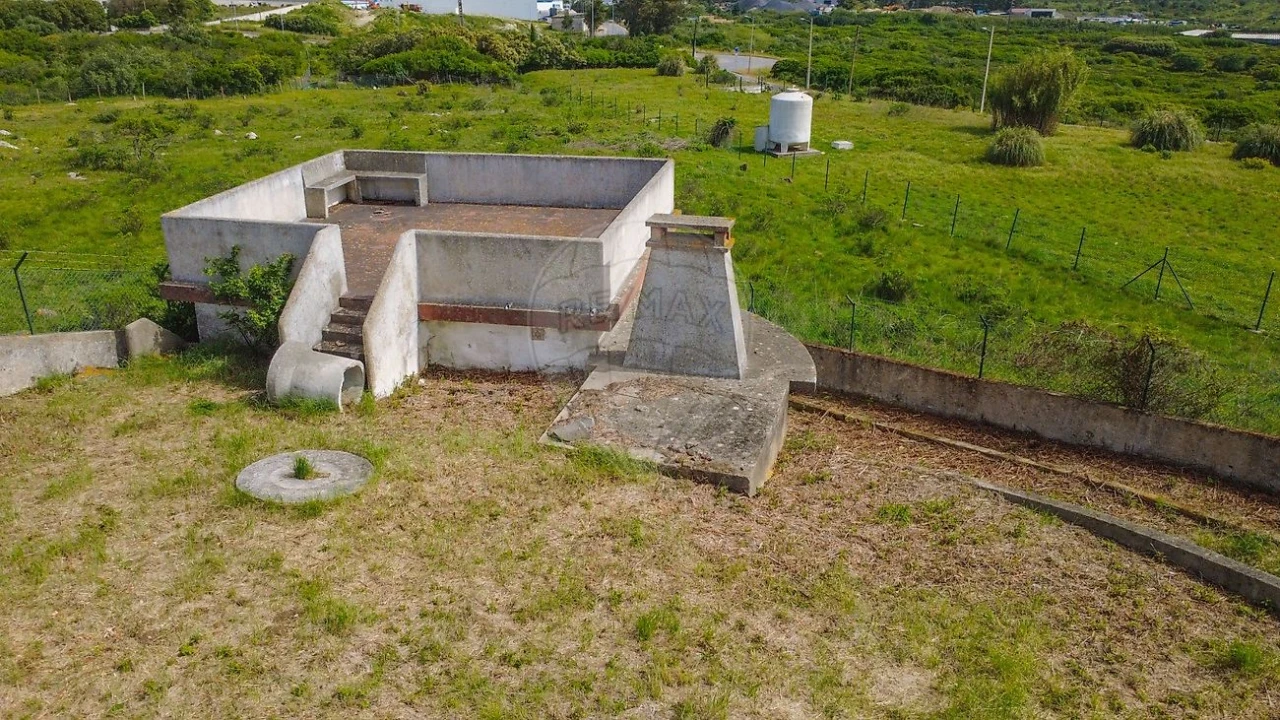 Armazém para Venda em Lousa Foto 16