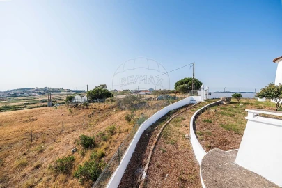 Armazém para Venda em Lousa
