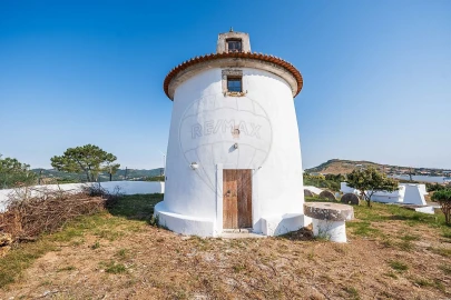 Armazém para Venda em Lousa