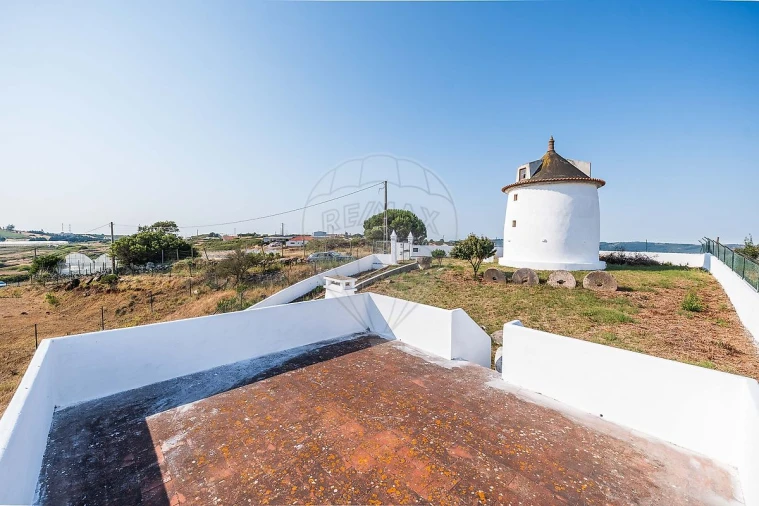 Armazém para Venda em Lousa Foto 16