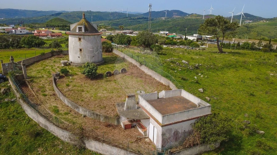 Armazém para Venda em Lousa Foto 14