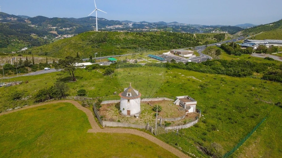 Armazém para Venda em Lousa Foto 2