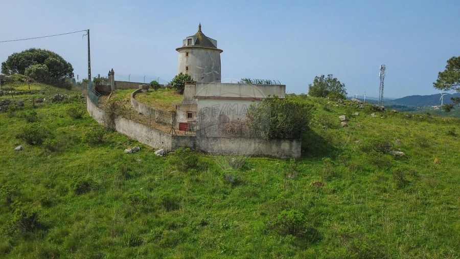 Armazém para Venda em Lousa Foto 4