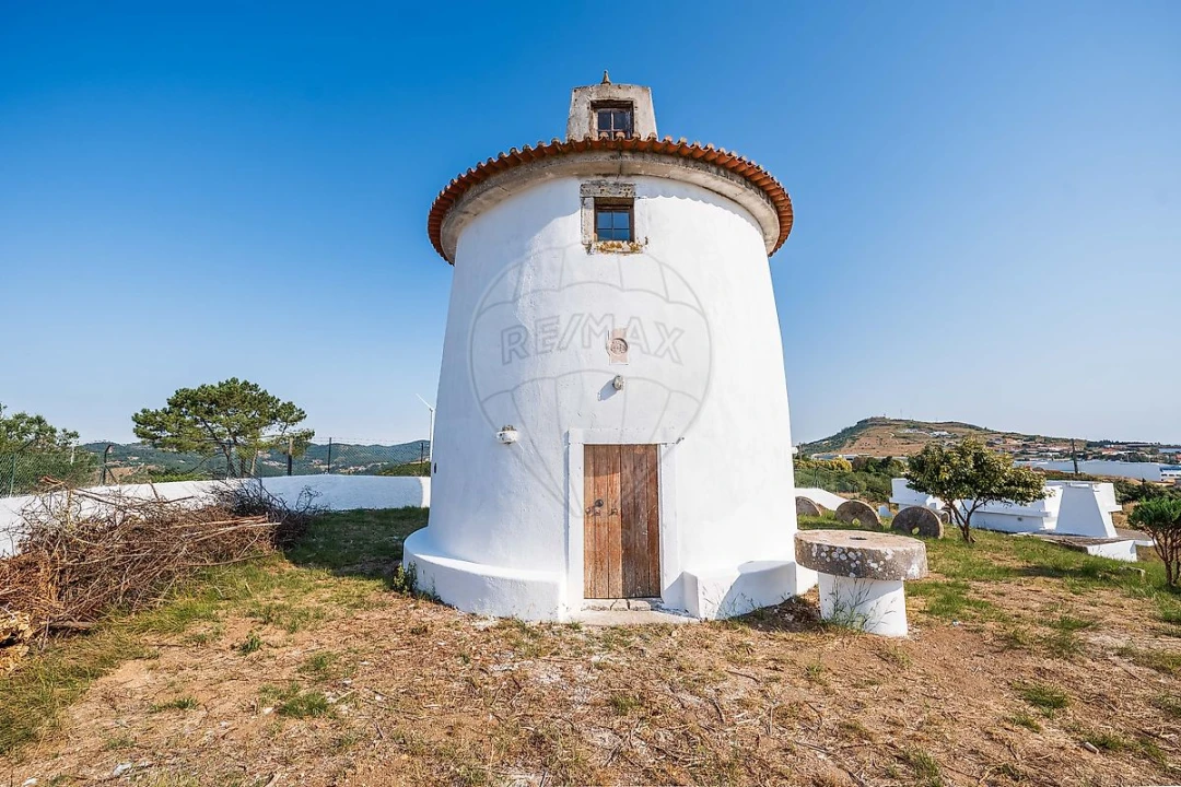 Armazém para Venda em Lousa Foto 2