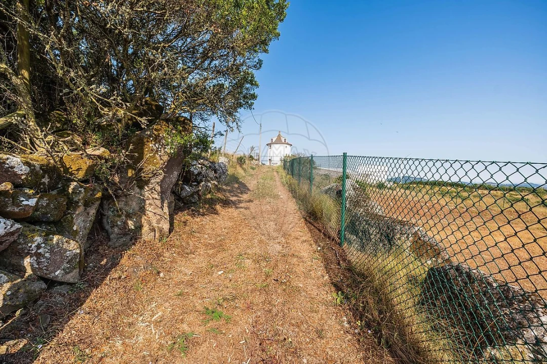 Armazém para Venda em Lousa Foto 29