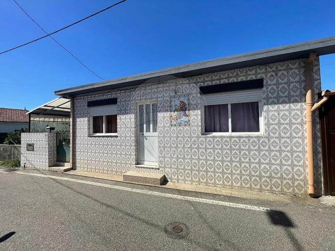 Moradia T5 para Venda em Rio Meão Foto 2