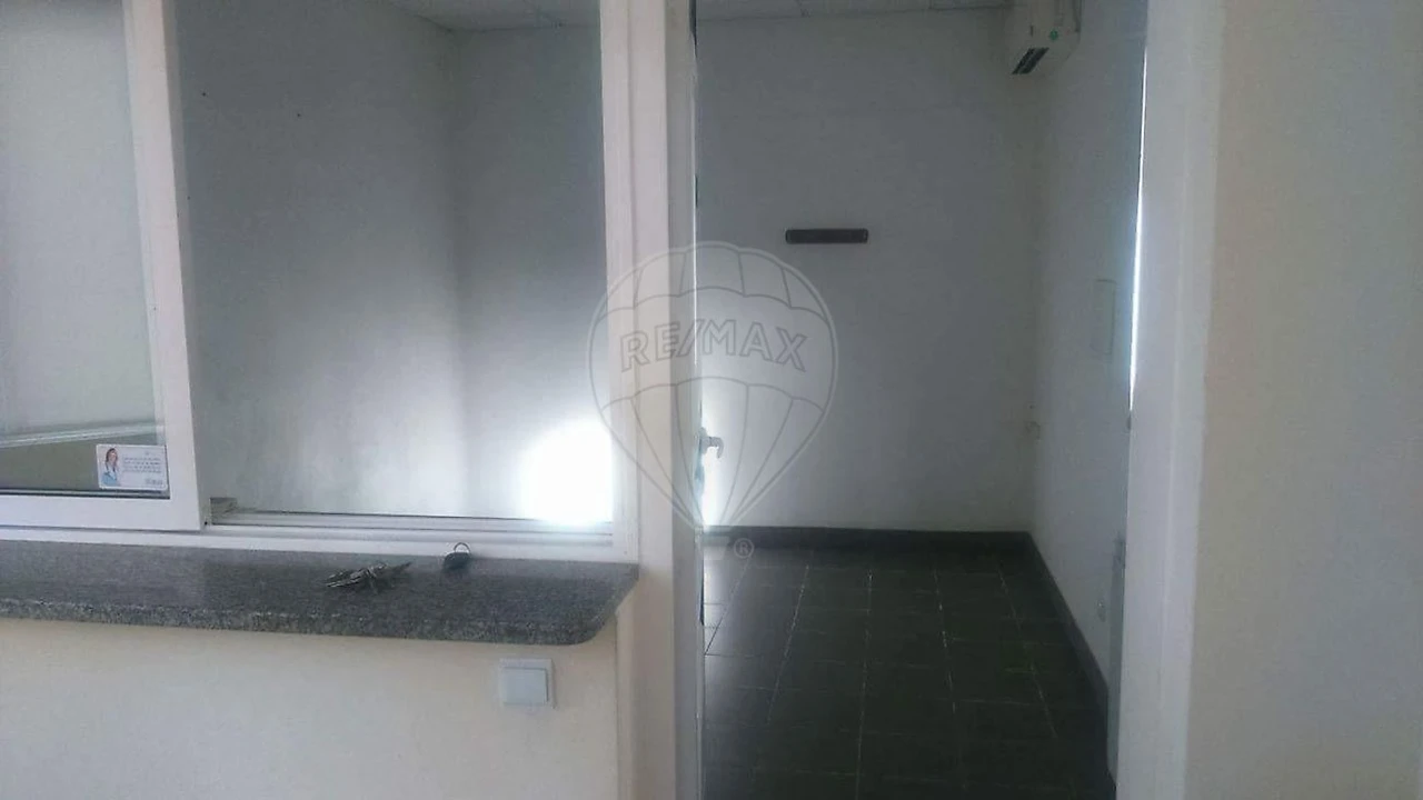 Armazém para Venda em Ovar, São João, Arada e São Vicente de Pereira Jusã Foto 3