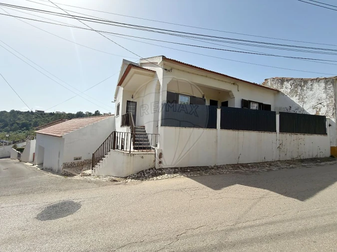 Moradia T2 para Venda em Meca Foto 49