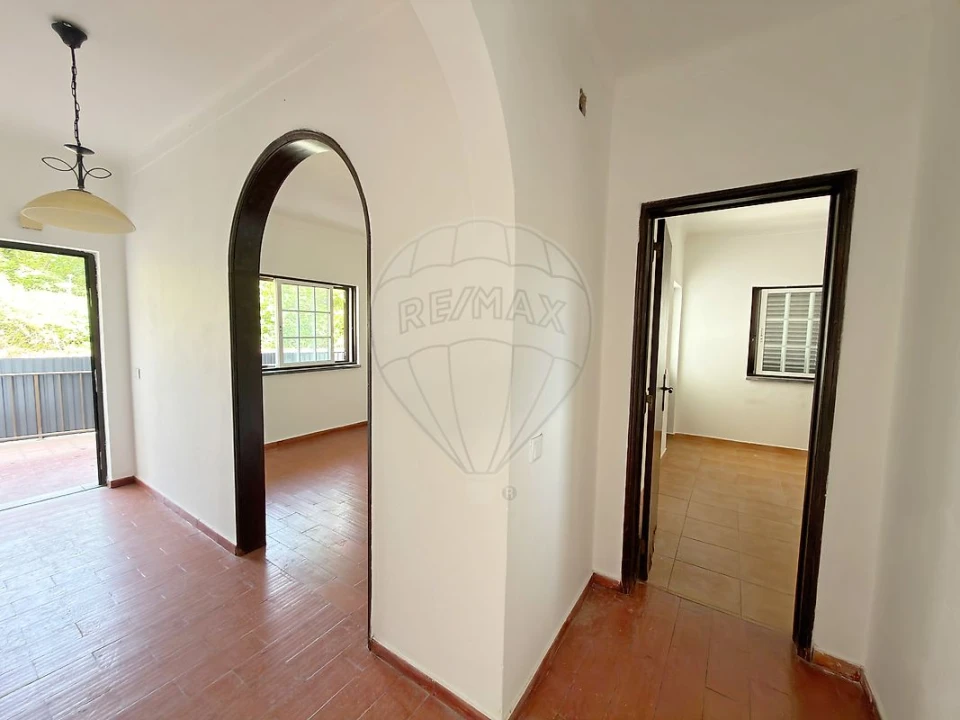Moradia T2 para Venda em Meca Foto 14