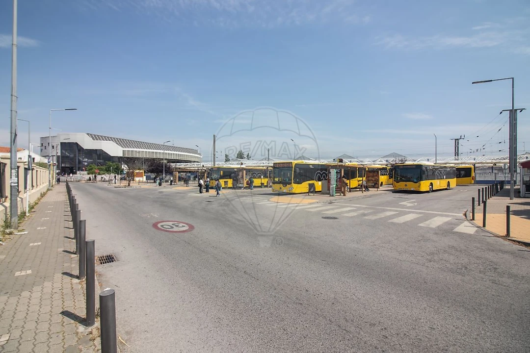 Apartamento T2 para Venda em Alverca do Ribatejo e Sobralinho Foto 6