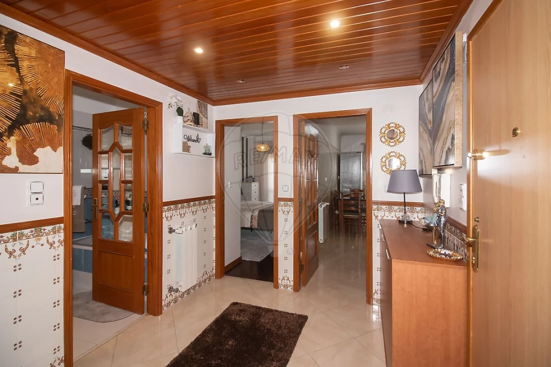 Apartamento T2 para Venda em Alverca do Ribatejo e Sobralinho Foto 2