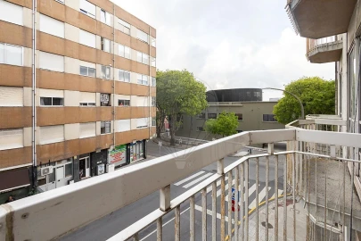 Apartamento T2 para Arrendamento em Paranhos