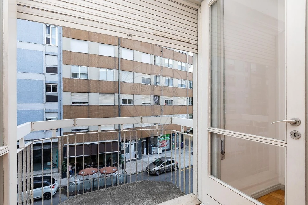 Apartamento T2 para Arrendamento em Paranhos Foto 15