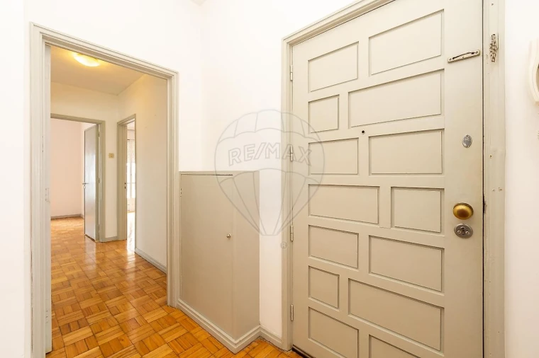 Apartamento T2 para Arrendamento em Paranhos Foto 21