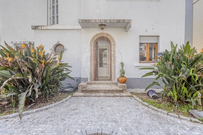 Moradia T4 para Venda em Campanhã
