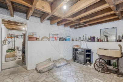 Moradia T4 para Venda em Campanhã
