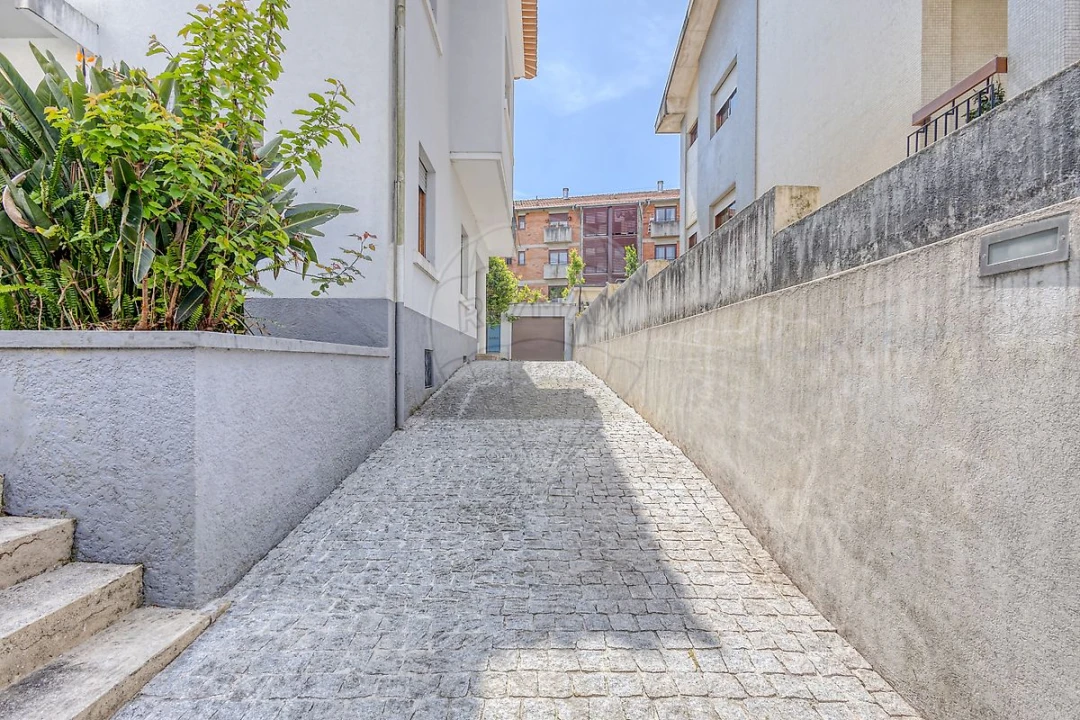 Moradia T4 para Venda em Campanhã Foto 21