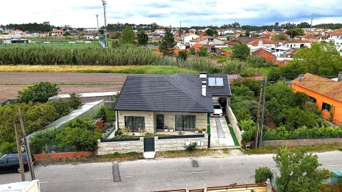 Moradia T3 para Venda em Ponte de Vagos e Santa Catarina