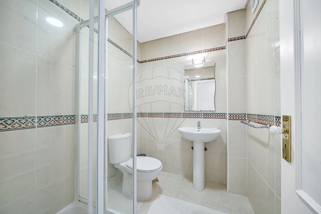 Apartamento T2 para Venda em Oiã Foto 10