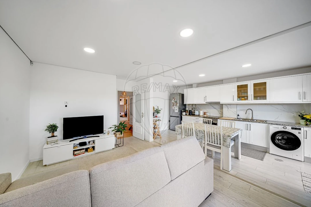 Apartamento T2 para Venda em Oiã Foto 8