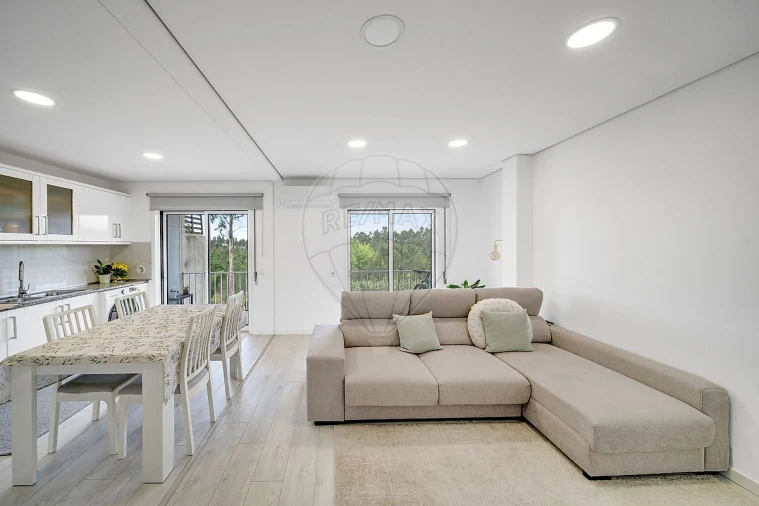 Apartamento T2 para Venda em Oiã Foto 9
