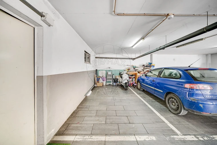 Apartamento T2 para Venda em Oiã Foto 3