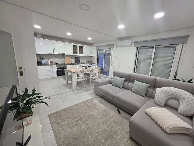 Apartamento T2 para Venda em Oiã Foto 7