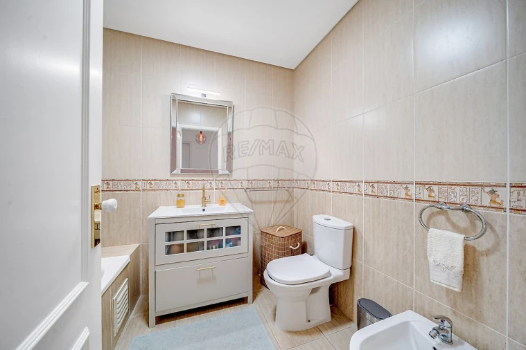 Apartamento T2 para Venda em Oiã Foto 14