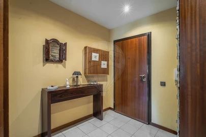 Apartamento T1 para Venda em Valongo