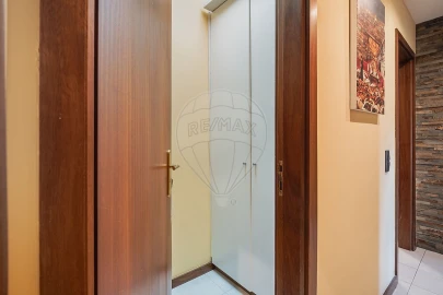 Apartamento T1 para Venda em Valongo