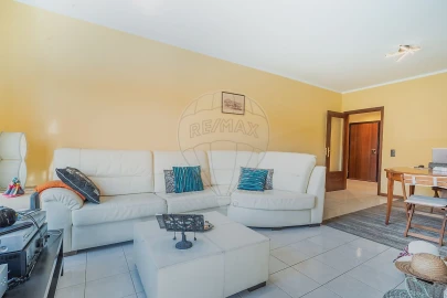 Apartamento T1 para Venda em Valongo