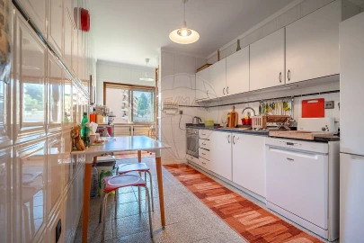 Apartamento T1 para Venda em Valongo