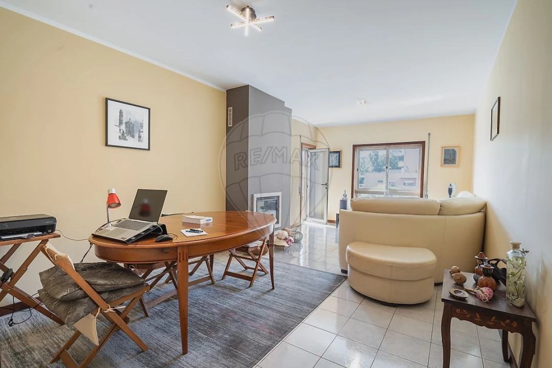 Apartamento T1 para Venda em Valongo Foto 13