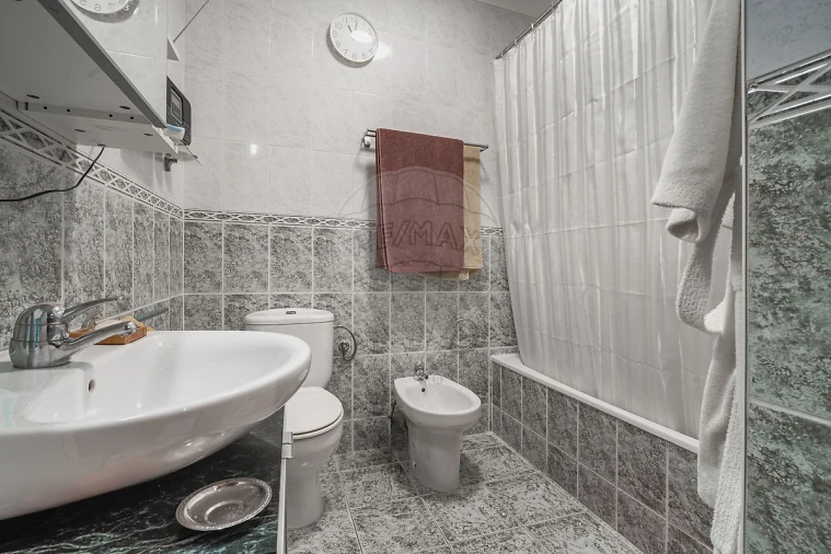 Apartamento T1 para Venda em Valongo Foto 15