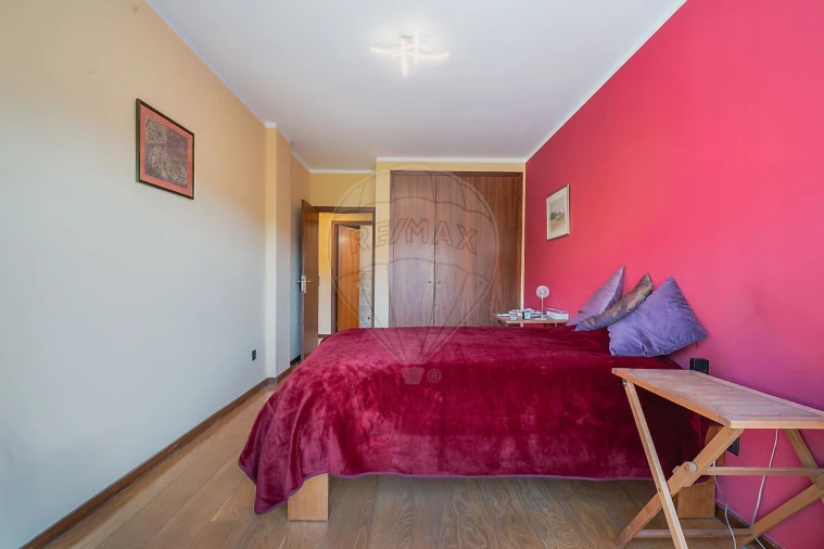 Apartamento T1 para Venda em Valongo Foto 14