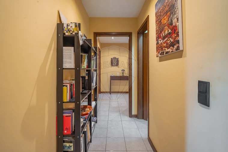 Apartamento T1 para Venda em Valongo Foto 9