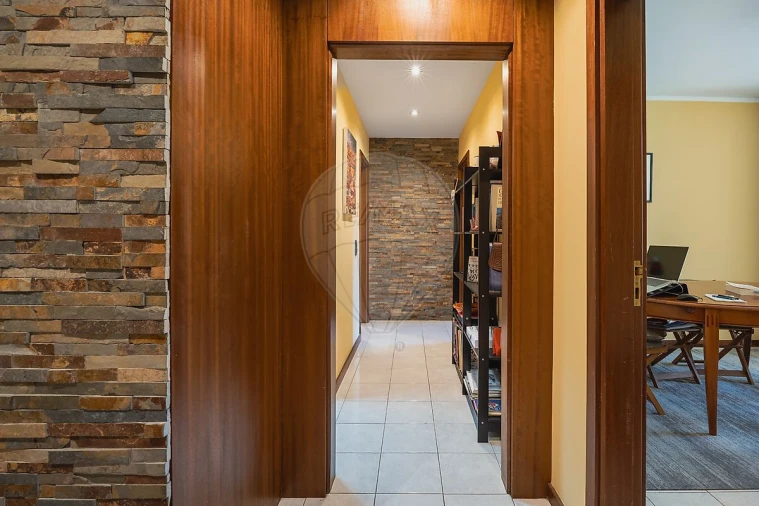 Apartamento T1 para Venda em Valongo Foto 10