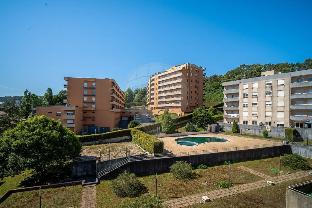 Apartamento T1 para Venda em Valongo Foto 12
