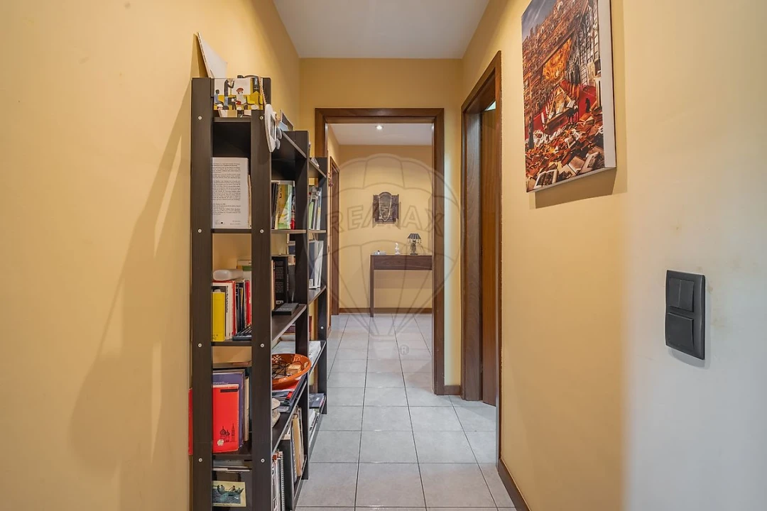 Apartamento T1 para Venda em Valongo Foto 9