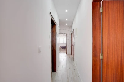 Apartamento T2 para Venda em Santa Iria de Azoia, São João da Talha e Bobadela