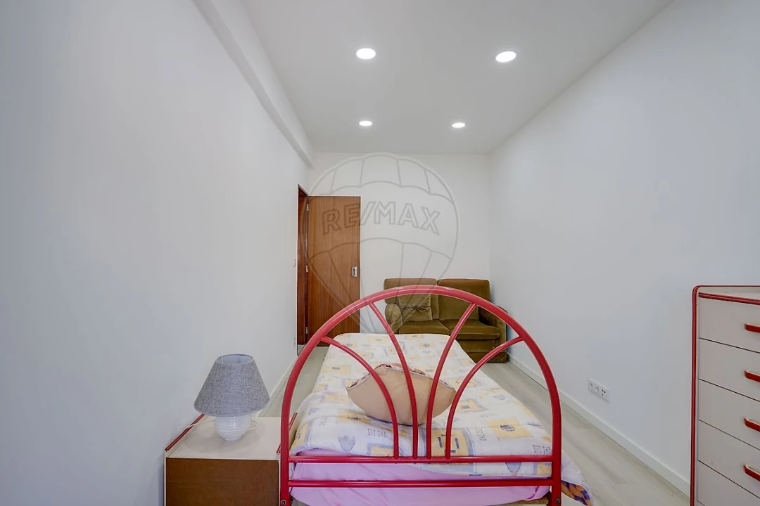 Apartamento T2 para Venda em Santa Iria de Azoia, São João da Talha e Bobadela Foto 1