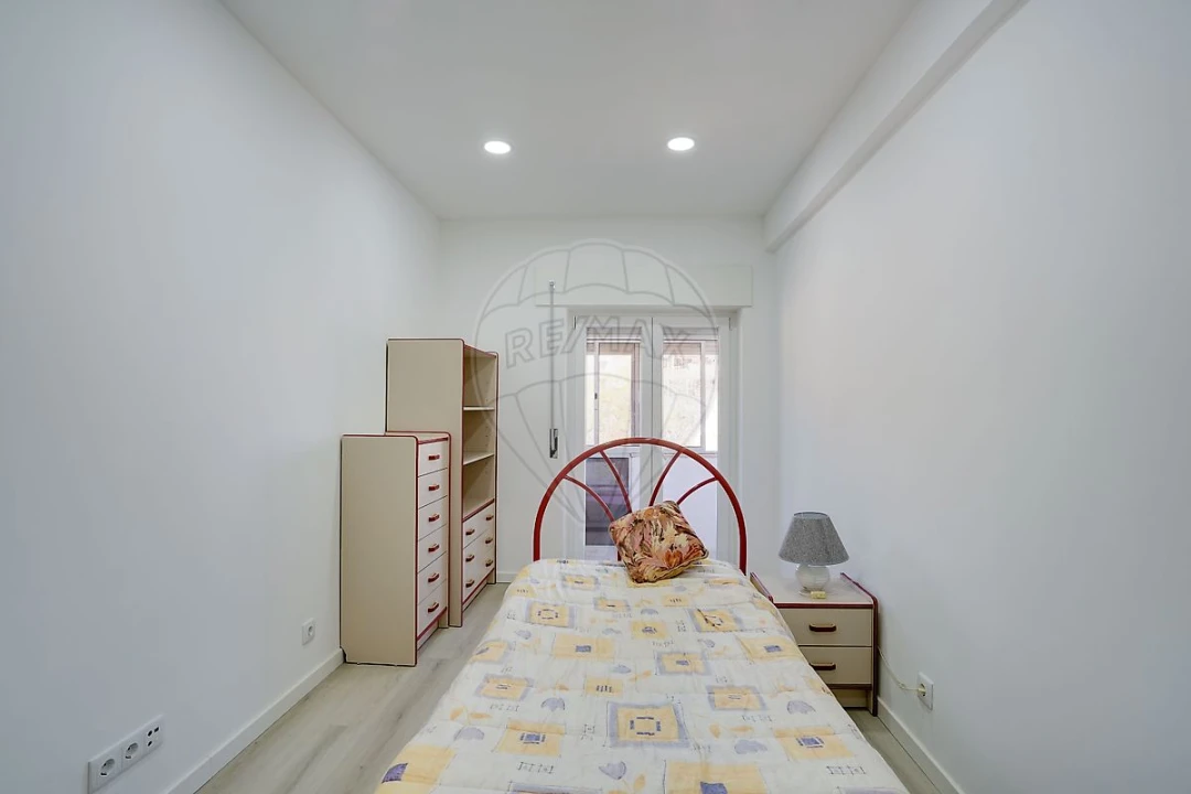 Apartamento T2 para Venda em Santa Iria de Azoia, São João da Talha e Bobadela Foto 30