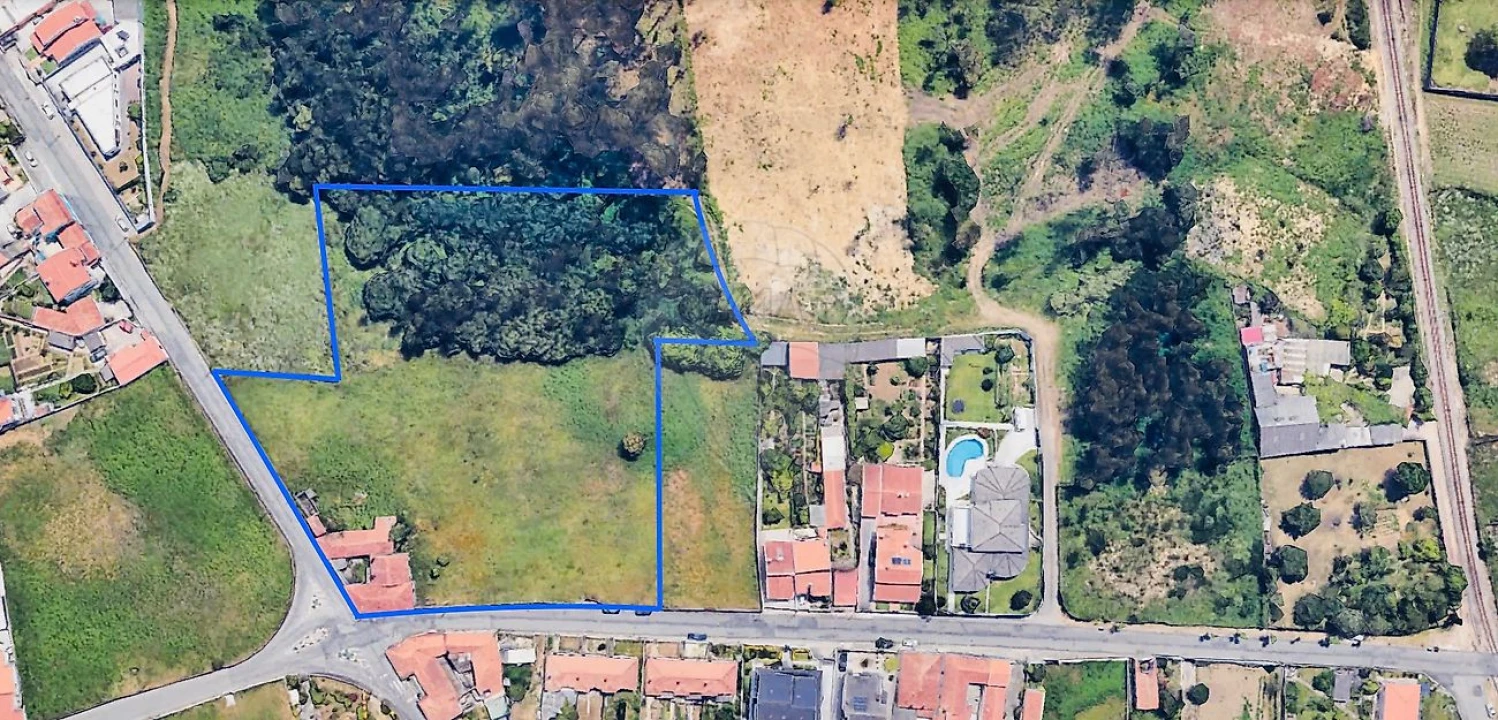 Moradia T2 para Venda em Silvalde Foto 8