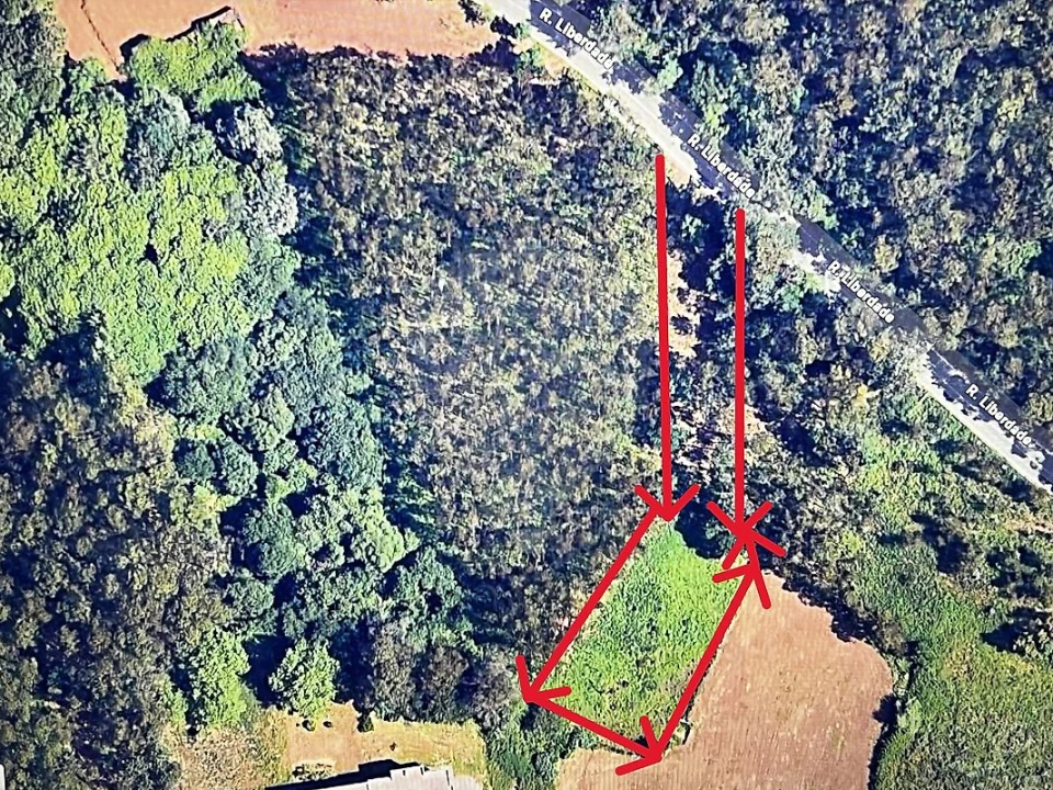 Terreno para Venda em Arrifana Foto 1
